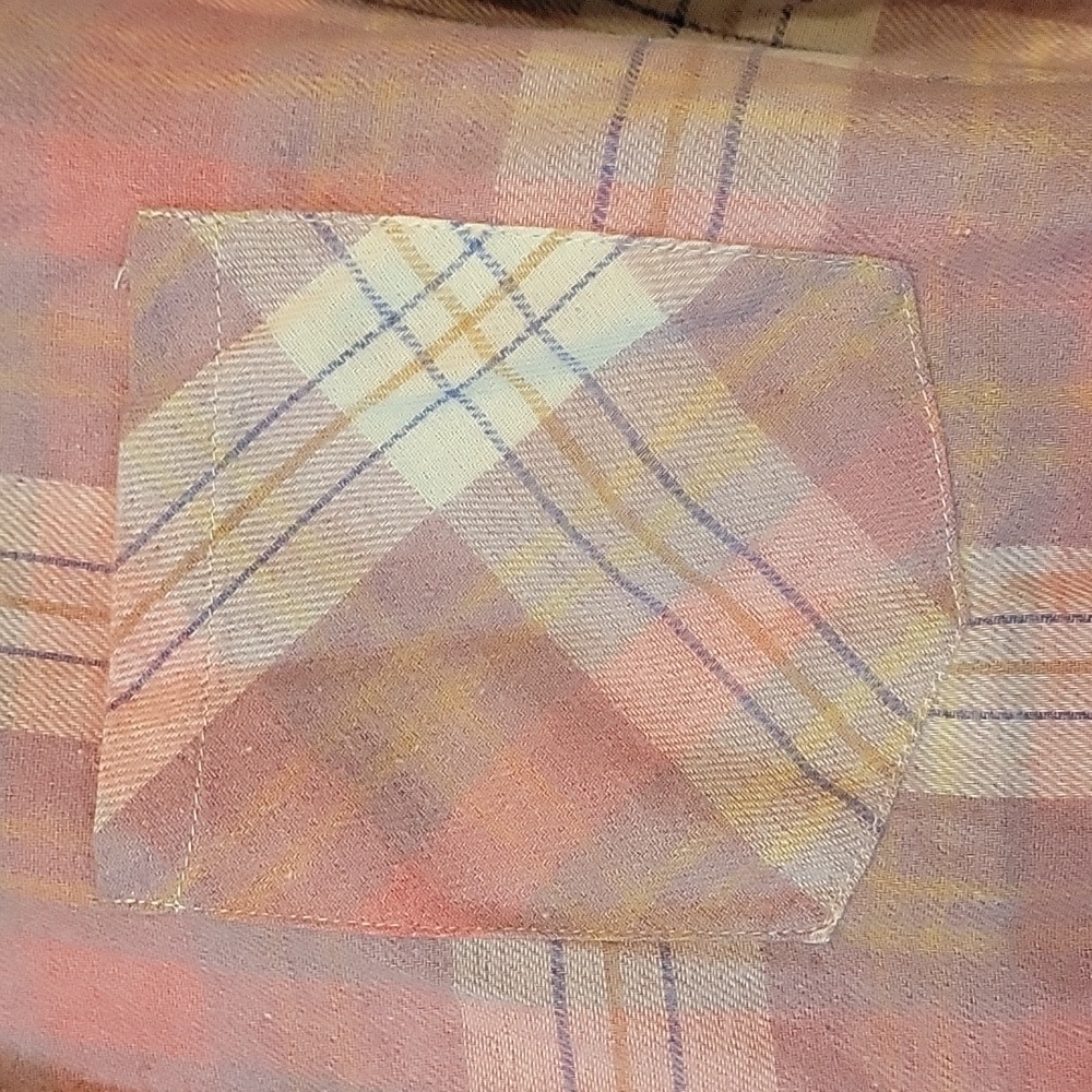 Lightweight pink flannel - Picture 3 of 4